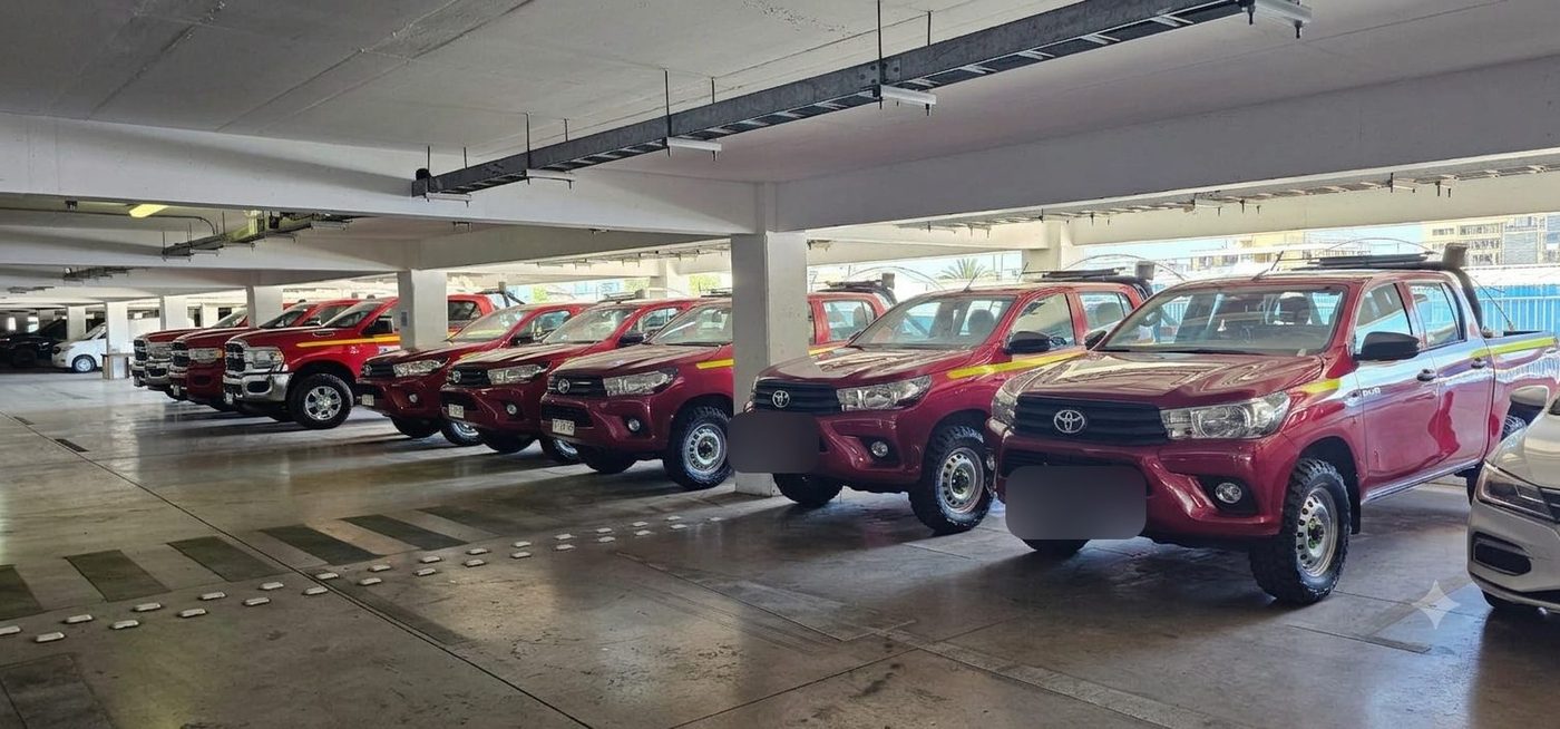 Flota de camionetas en faena
